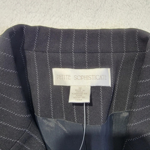 NWT Petite Sophisticate Classic Black Pinstripe 4 Button Blazer Jacket Size 12P - Picture 5 of 12